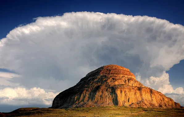 Picture clouds, mountains, Canada, Saskatchewan, Big Muddy Valley, Castle Butte