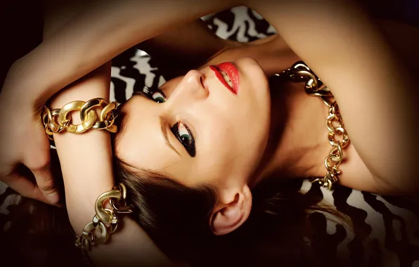 Picture eyes, look, lips, chain, photographer, posing, Giovanni Zacche, girl. lying