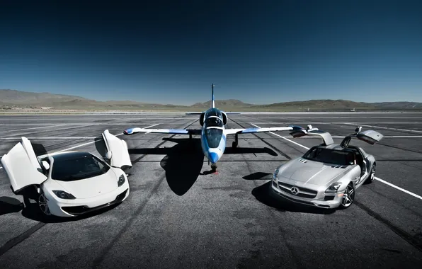 Picture the plane, McLaren MP4-12C, Mercedes-Benz SLS AMG, Aero L-39 Albatros