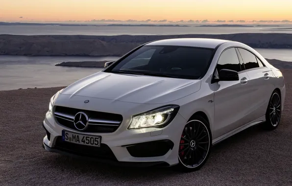 Picture Mercedes-Benz, AMG, CLA45