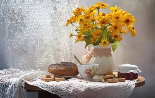 Flowers, bouquet, cakes, jam, roll, drying