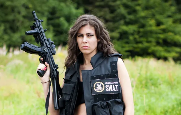 Girl, weapons, machine