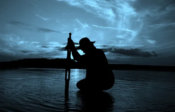 The sky, water, sword, People