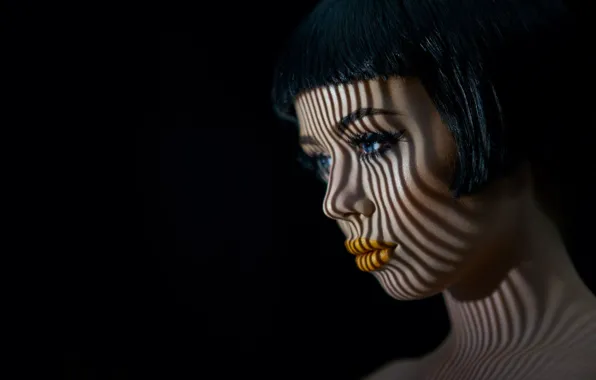 Light, lips, brunette