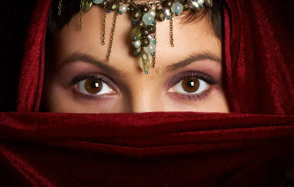 Eyes, girl, the veil