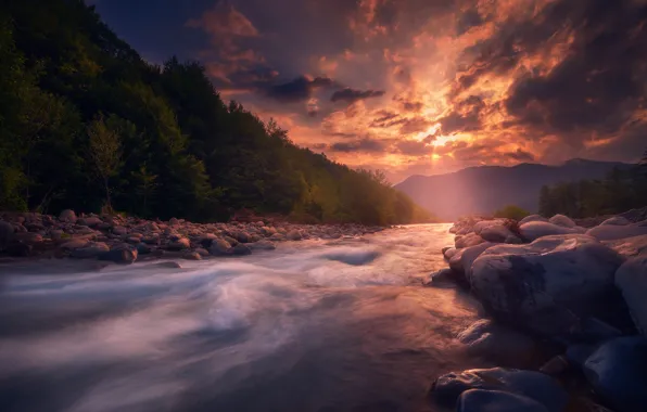 Picture the sky, sunset, mountains, river, stones, verbal