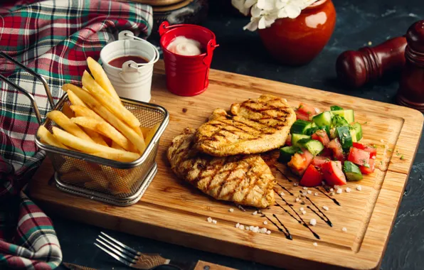 Chicken, vegetables, tomatoes, sauce, cucumbers, salad, potatoes, potatoes