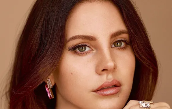 Singer, celebrity, Lana Del Rey