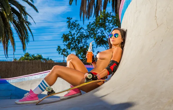 Girl, Chest, Model, Face, Body, Pose, Skate, Brunette