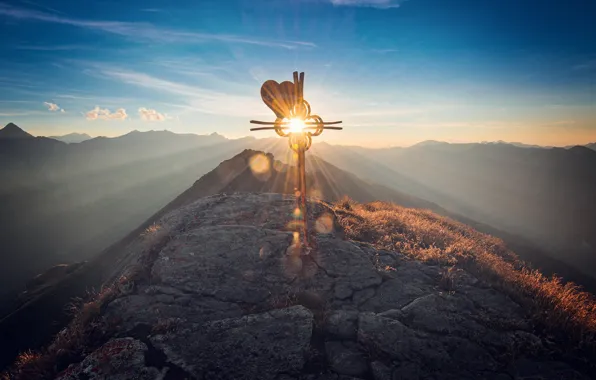 The sky, rays, mountains, glare, dawn, sign, heart, top