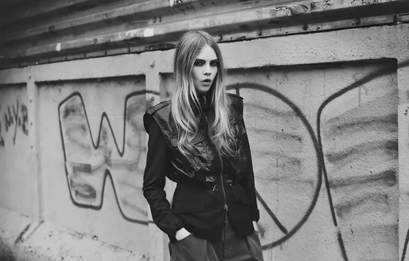 Photographer, journal, top model, Cara Delevingne, Cara Delevingne, Guy Aroch, Centrefold