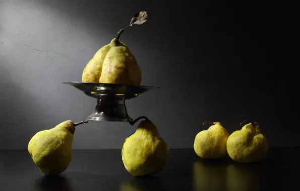 Fantasy, pear, The boss arrival