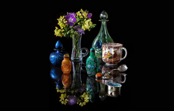 Picture glass, reflection, flowers, silver, mug, vase, black background, still life