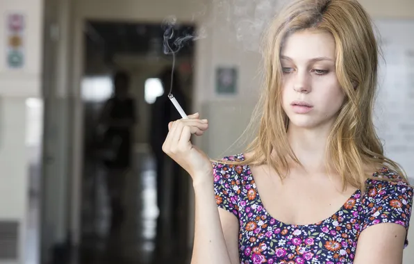 Picture model, actress, cigarette, screenshot, the series, Bates Motel, Nicola Peltz, Nicola Peltz