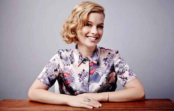 Picture smile, Jane Plate, Jane Levy, Bang Bang Baby