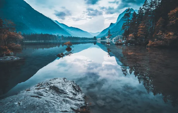 Picture autumn, forest, the sky, clouds, mountains, lake, reflection, stones