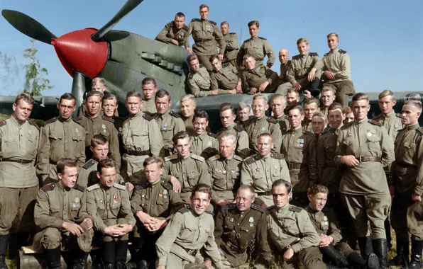 Picture pilots, air arrows, 566-th assault aviation regiment, the Il-2