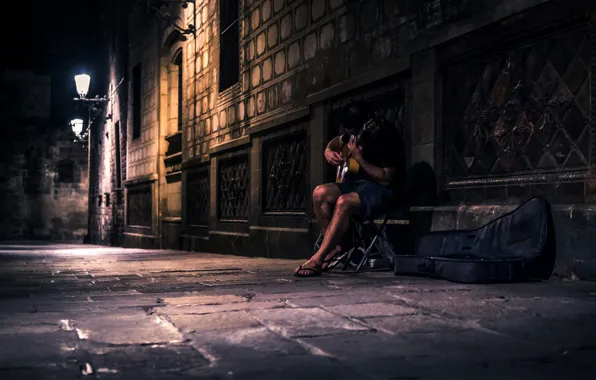 Picture night, music, street, people, guitar