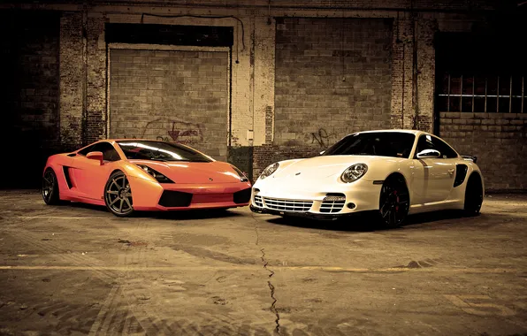Garage, two, Gallardo and 997 v 3, sports car
