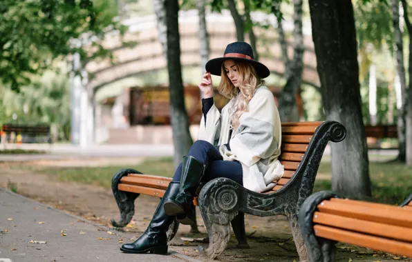 Picture girl, bench, face, Park, hair, hat, boots