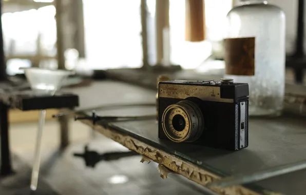 Background, picture, change