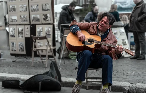 Picture background, street, people, guitar