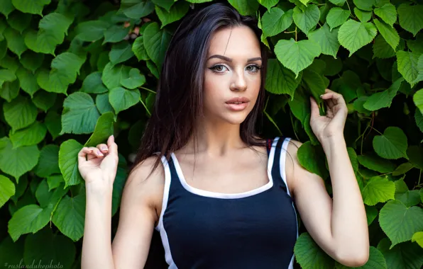 Picture greens, look, leaves, pose, background, model, portrait, makeup