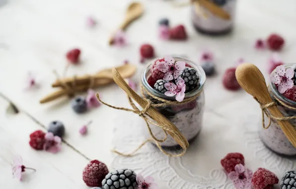 Picture flowers, berries, dessert, spoon
