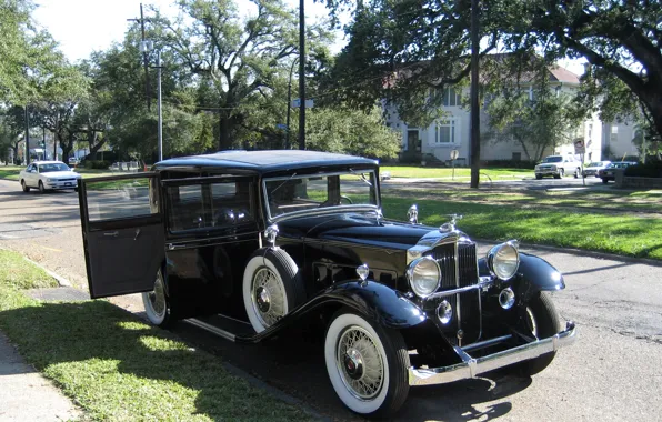 Picture photo, Black, Retro, Car, 1932, Metallic, Packard 1
