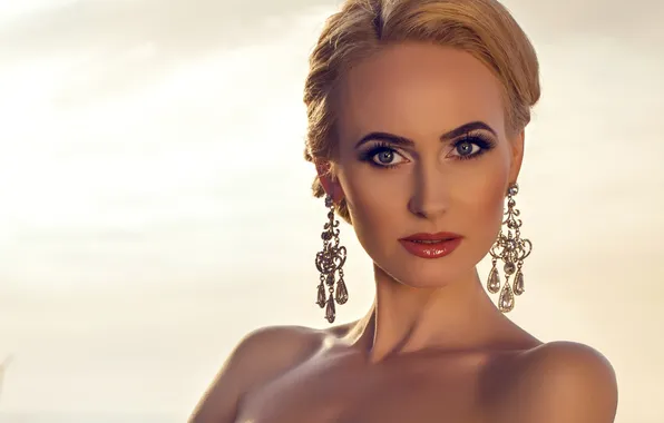 Look, girl, earrings, makeup