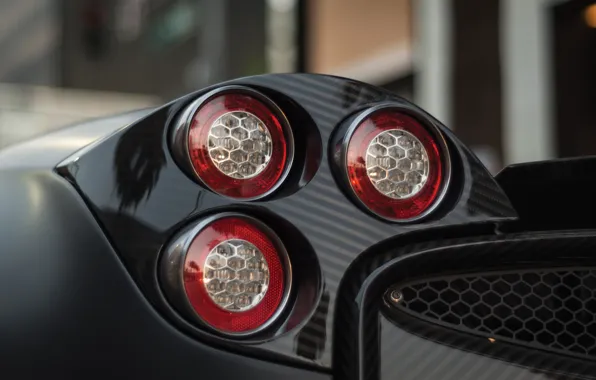 Pagani, To huayr, Huayr To Pagani, taillights