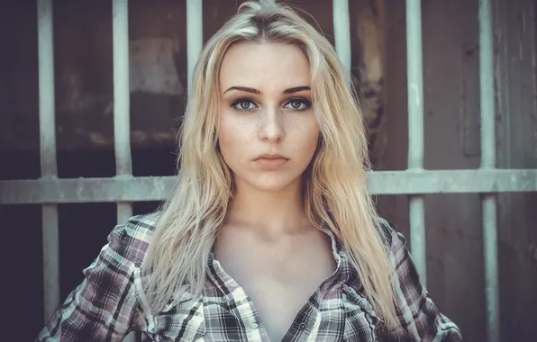 Look, pose, model, portrait, makeup, hairstyle, blonde, shirt