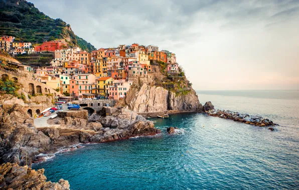 Picture landscape, the city, stones, rocks, shore, building, home, Italy