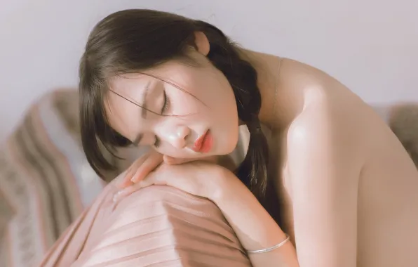 Picture girl, Asian, Portet