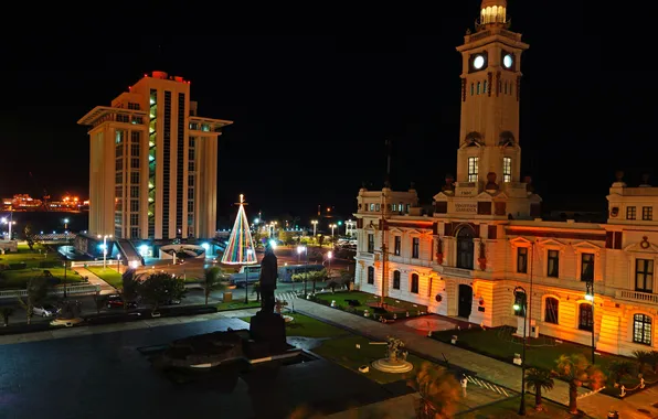 Picture the building, Mexico, night city, Veracruz