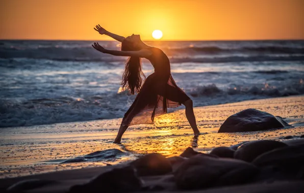 STONES, SEA, DRESS, WAVE, BROWN hair, SUNSET, SHORE, MOOD