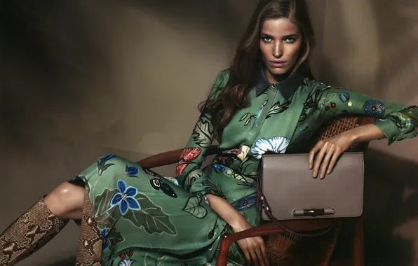 Picture girl, dress, bag, Alisa Ahmann