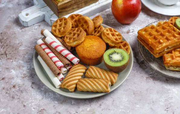 Kiwi, cookies, waffles, cakes, cupcakes, the difference