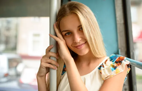 Picture look, the beauty, handle, face, daylight, handrail, girl, young