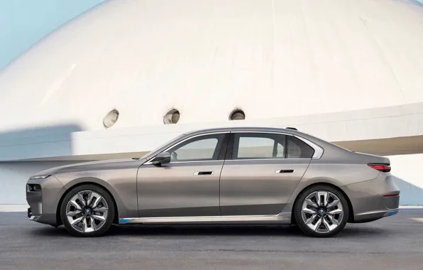 Picture sedan, side view, BMW 7 Series, G70, G71, i70