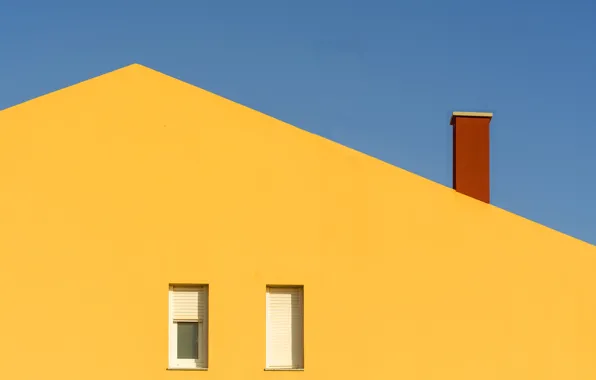 Picture the sky, home, pipe