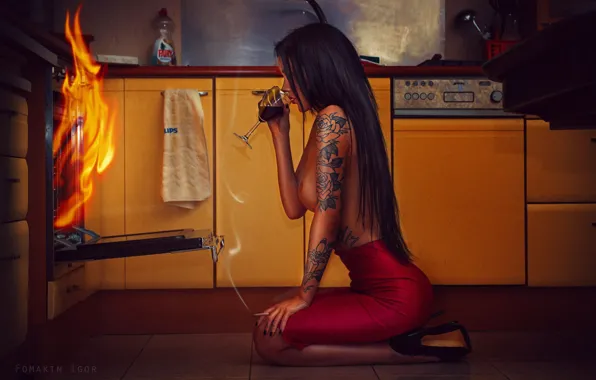 Chest, sexy, pose, fire, model, body, glass, skirt