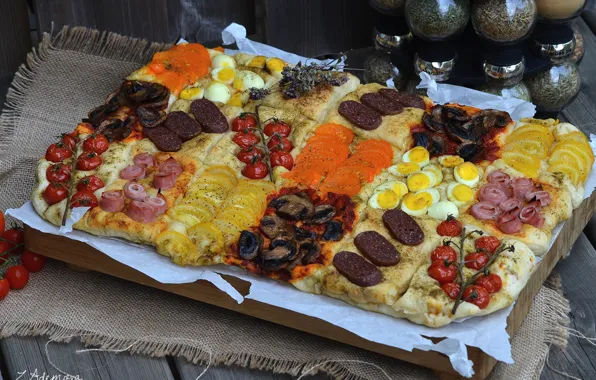 Eggs, tomatoes, sausage, cakes, spices, cuts, ham, focacha