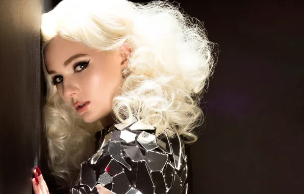 Look, face, makeup, actress, hairstyle, blonde, photoshoot, closeup