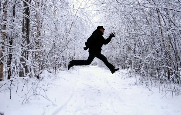 FOREST, JUMP, SNOW, BLACK, WINTER, TRAIL, MALE, CLOTHING