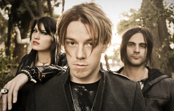 Picture rock, rock, sick puppies, alternative rock, Emma The Take-Off, Mark Goodwin, Shimon Moore
