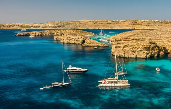 Picture sea, rocks, yachts, Malta