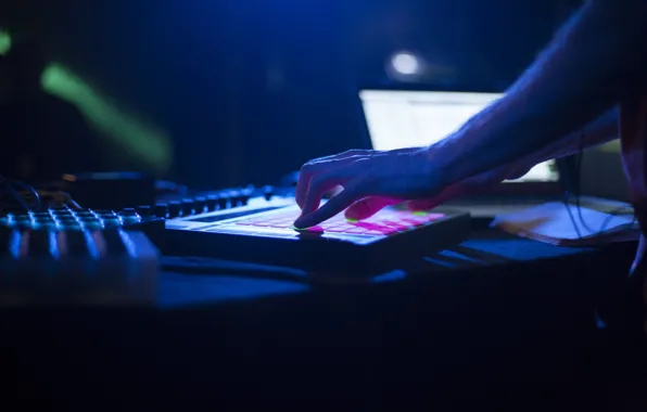 Musician, Notebook, MPD