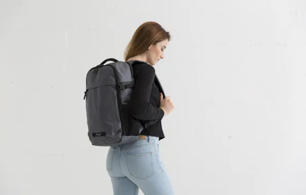 Picture woman, jeans, backpack