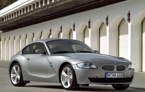 Picture wall, bmw z4 coupe, sunlight, paved area